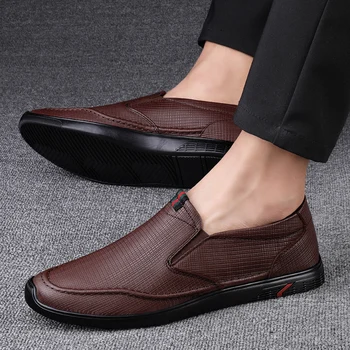 Ежедневни кожени обувки в бизнес стил, мъжки летни дишащи, леки лоферы от естествена кожа в британски стил с неплъзгащи подметки