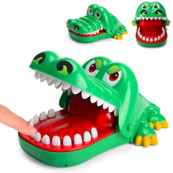 Играчка с кусающимися зъби на крокодил, играта 