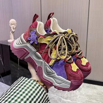 Нова дамски вулканизированная обувки, ежедневни удобна градинска обувки на равна подметка, моден тренд, Универсални маратонки голям размер с високо качество